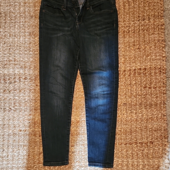 Banana Republic Blue Skinny Jeans with Authentic Fading - Picture 1 of 3